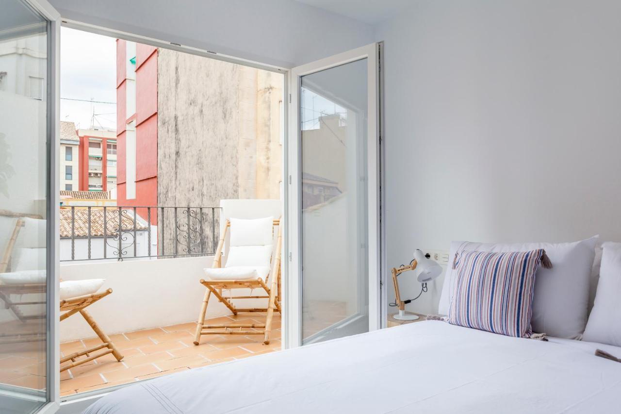 Three Floor House With Terrace Villa Valencia Bagian luar foto